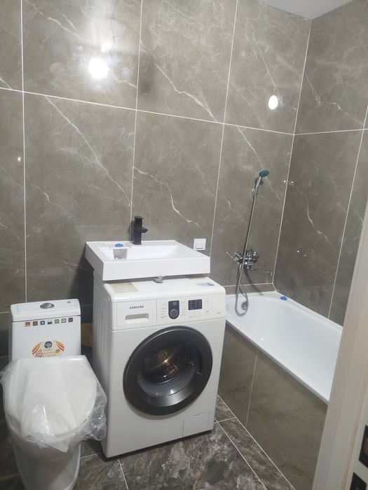 Сдаю 2 -х комн квартиру