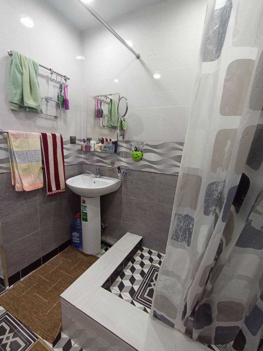 Продаю свою 1-2/4/4  квартиру