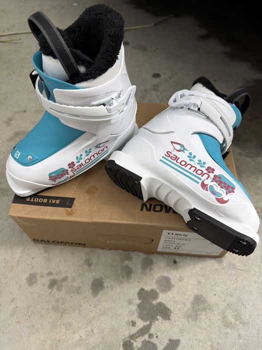 Clapari salomon fetita 17/18