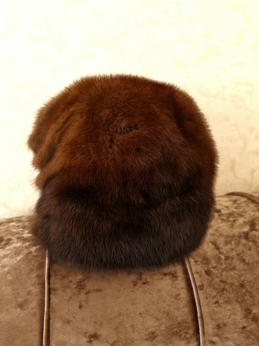 Продется Норковая шапка