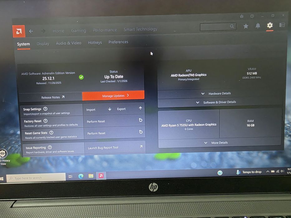 HP 255R G10  Ryzen 5 7535U 16 gb DDR5 EMAG