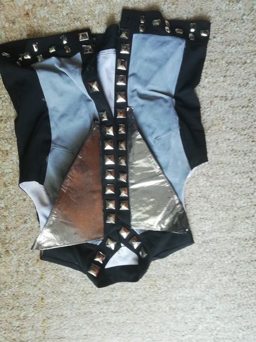 Карнавални костюми момче