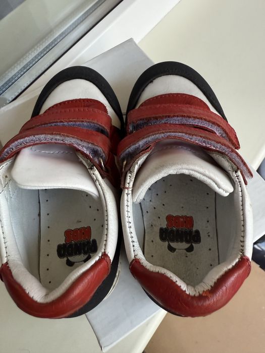 Кроссовки фирмы “Panda”