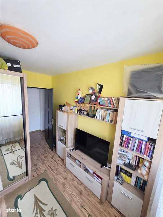 Apartament 4 camere, zona Astra