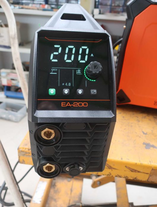 Заваръчен апарат, електрожен, Jasic EVO Arc 200 PFC C/W
