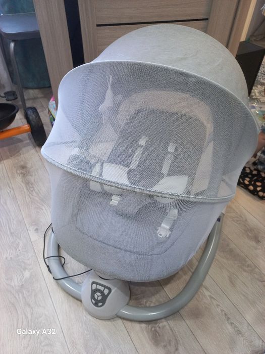 Продам люльку качалку( Шезлонг)