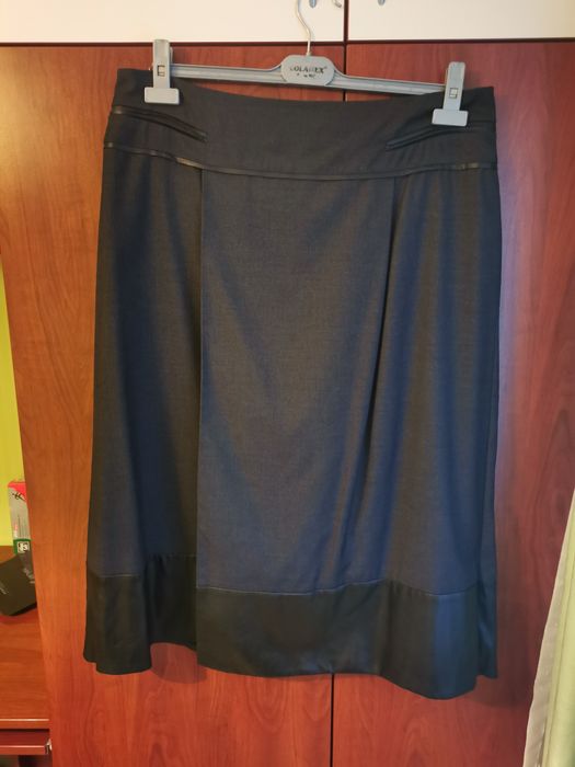 Дамска пола с подплата