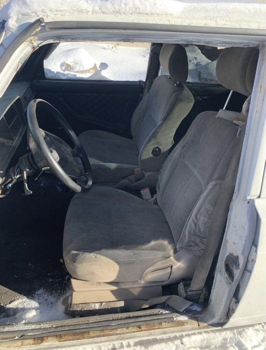 Передние сиденья Иномарочные