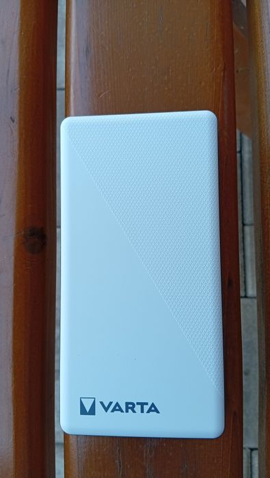 Baterie externă Varta 20000mah