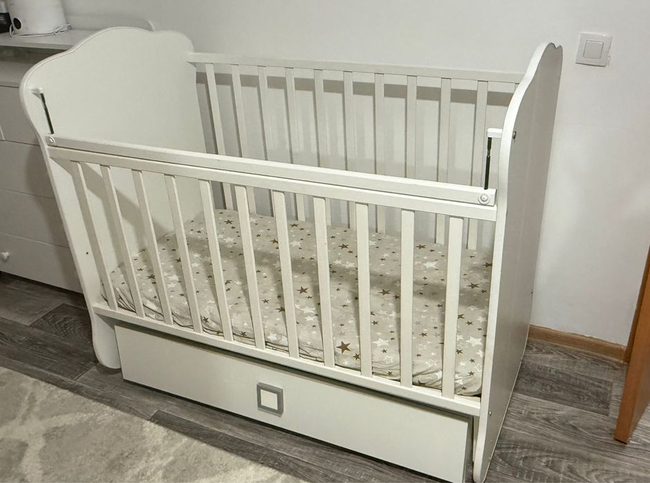 продам кроватку