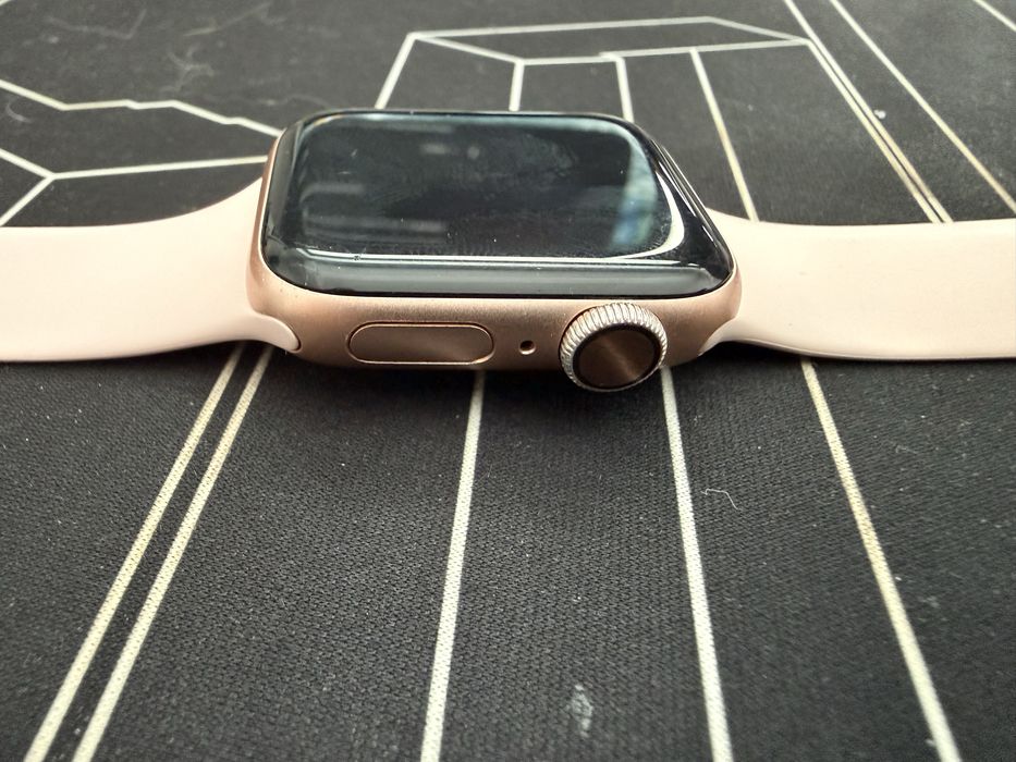 Apple Watch gen 4 40mm