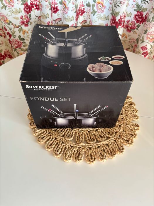 Уред за фондю, 30 лв.