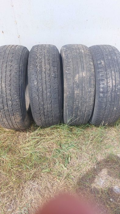 Шины летние на внедорожник б/у