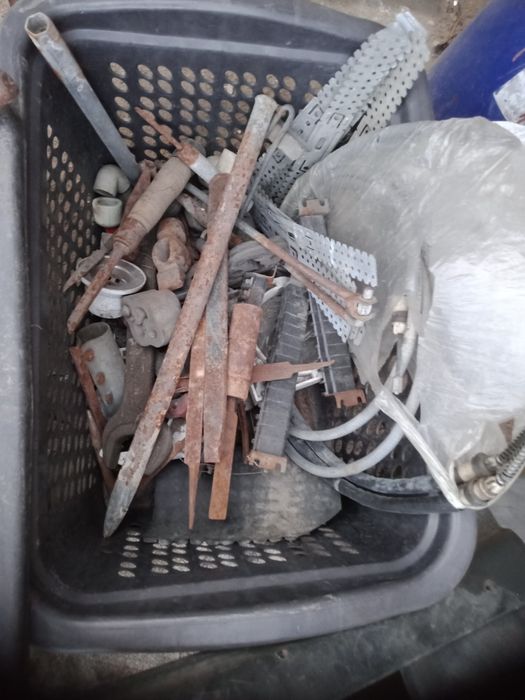 Садовые инструменты.