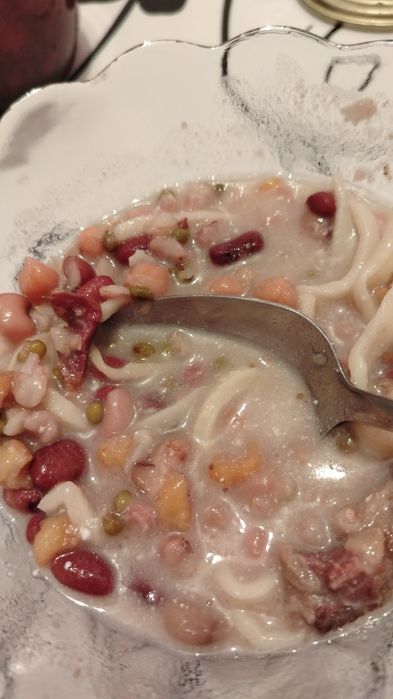 Наурыз көже сатамын 1литр 1700 тенге