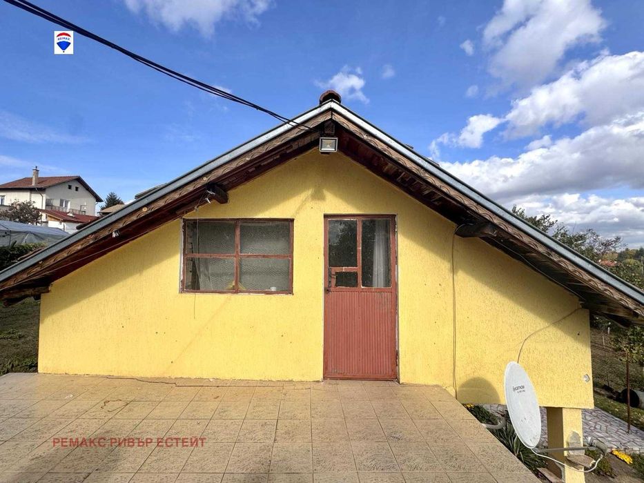 Продава се Къща в с. Червена вода, Област Русе - 120 кв.м за 809 €/кв.м - Снимка #11