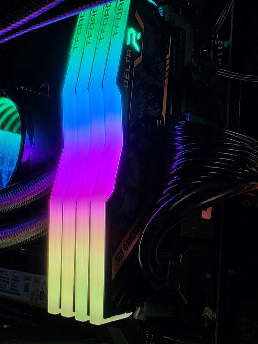 PC Gaming Ryzen 9 5900X, RX 7900 XTX OC 24GB, 32GB ram, SSD M.2 1TB