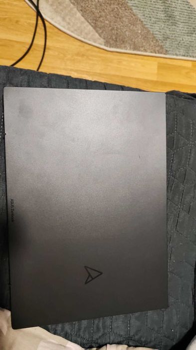 Laptop Zenbook um3402ya