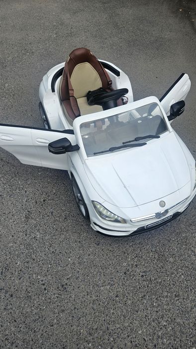 Детский автомобиль машина