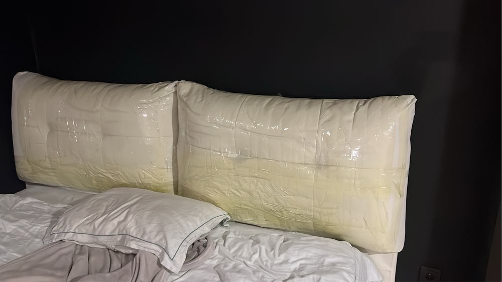 Двухспальная кровать