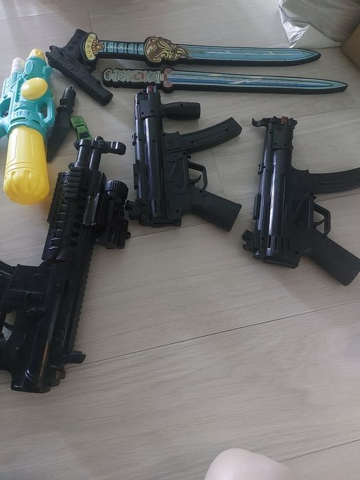 Игрушки для мальчиков Автоматы пистолет мечи