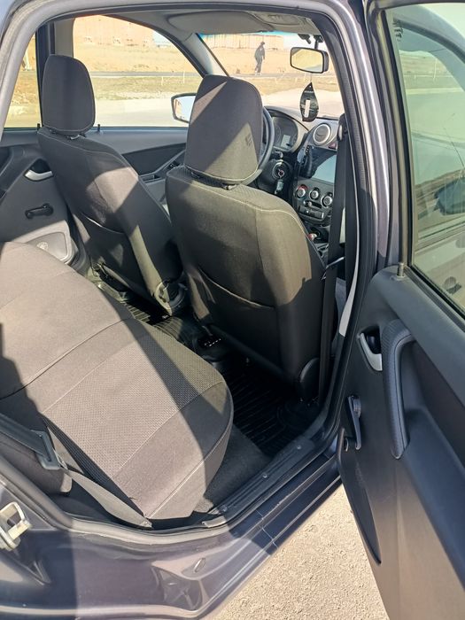 Продам гранта лифтбек