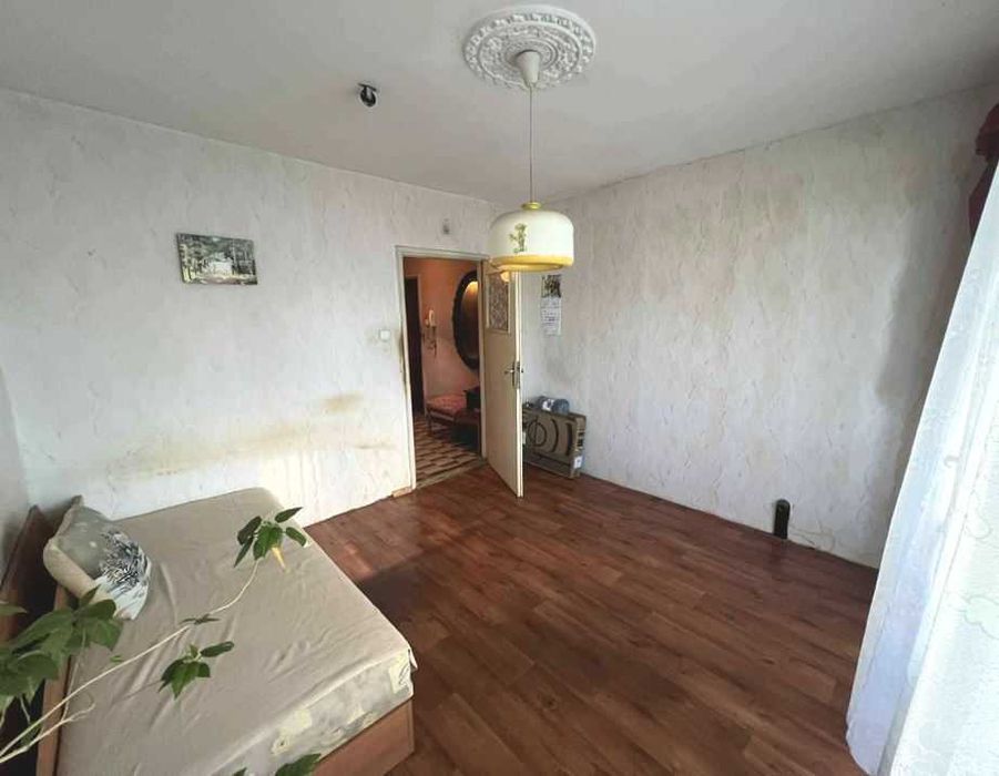 Продава се Двустаен апартамент в Варна, Център - 50 кв.м за 1700 €/кв.м - Снимка #2