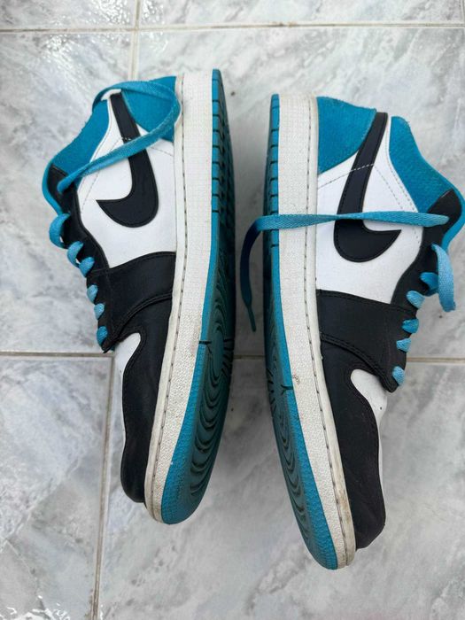 Jordan 1 Low Laser Blue