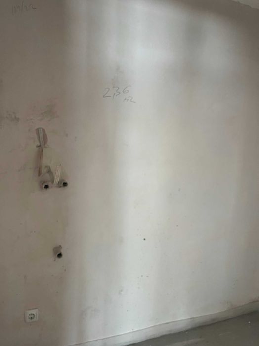 Продава се тристаен апартамент – ново строителство, кв. „Васил Левски“