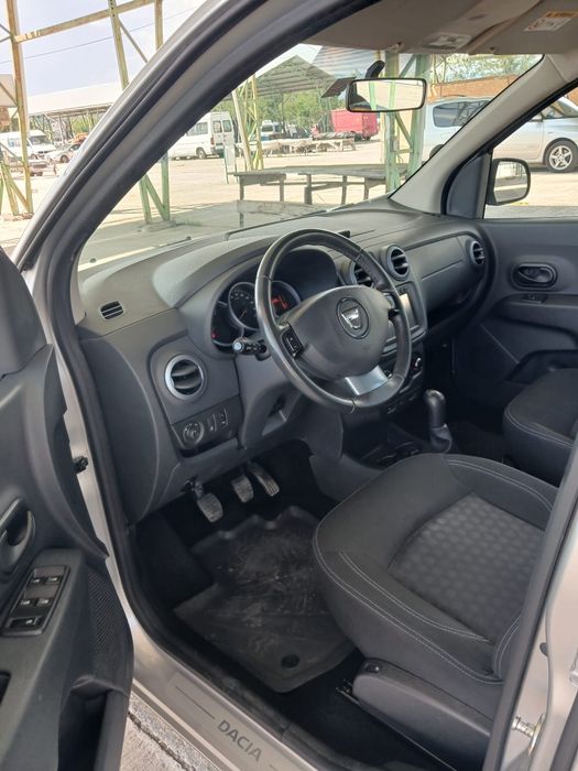 Dacia Lodgy Stepway 12 cm 115