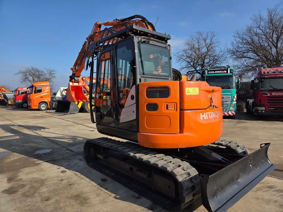 Hitachi ZX85, 8.5t,, 2021, 2.429h, lama,  CUPLA RAPIDA HIDRAULICA+ 3 CUPE NOI, instalatie picon, a doua inst. hidraulica, SENILE CAUCIUC NOI, protectie cabina, posibilitate leasing 4 ani-PROMOTIE 59.900 EUR+TVA