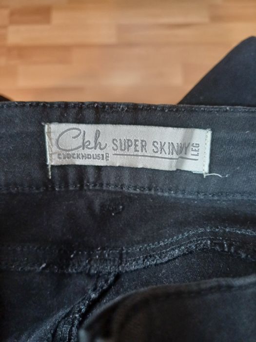 Pantaloni dama C&A marimea 42