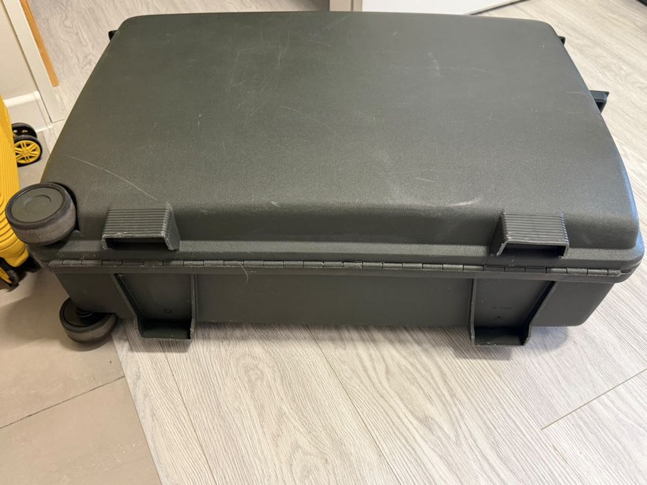 Чемодан L Samsonite
