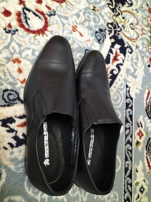 Продам мужские туфли новые