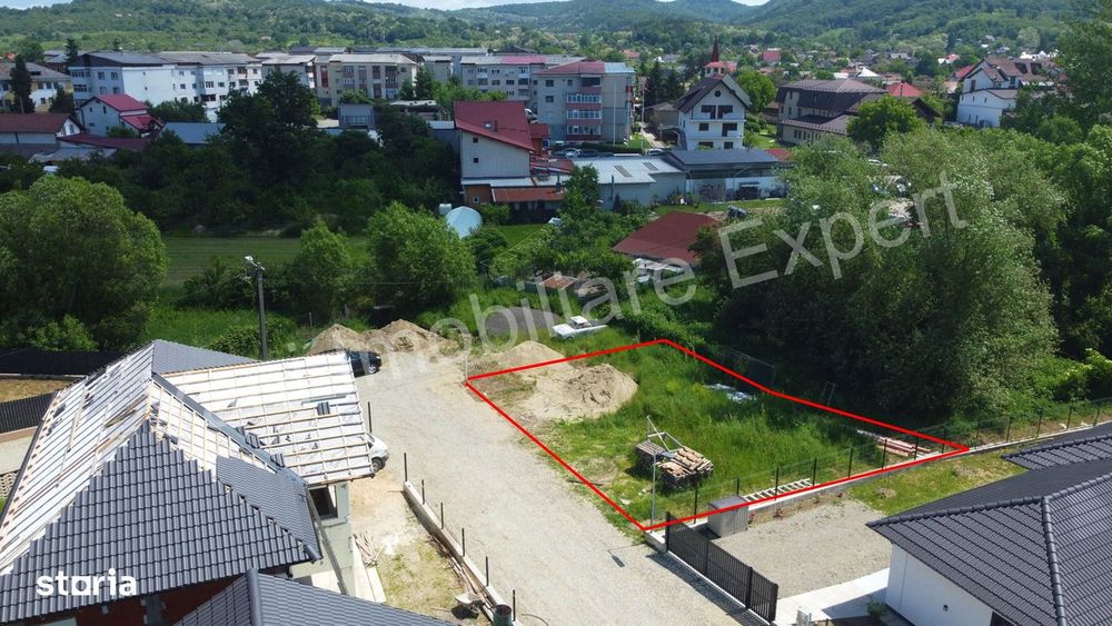 Teren 274 mp de vânzare în Curtea de Argeș.