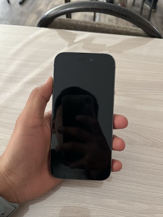 iPhone 14 Pro в хорошем состоянии