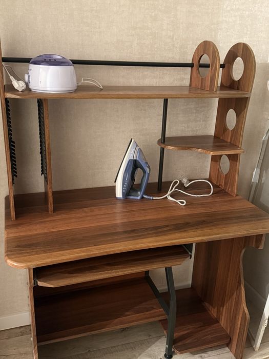 Компьюткрный стол