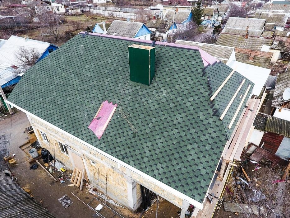 Юмшок черепица ондулин том махсулотлар олти кирра яшил. Docke.