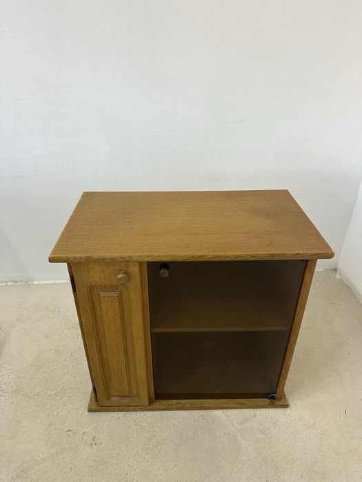 Дървен старинен TV шкаф