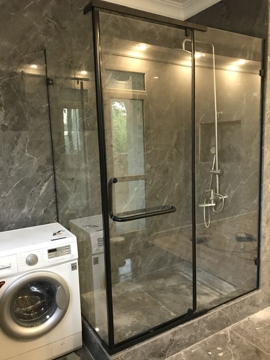 Душевые кабины и ванные перегородки