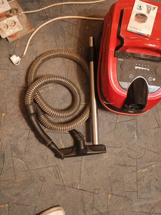Aspirator bosch AquaWash&Clean