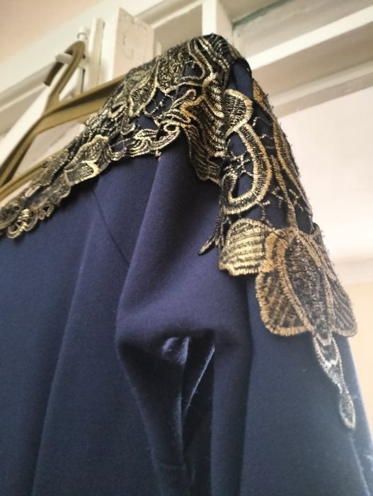 Продам шикарные платья