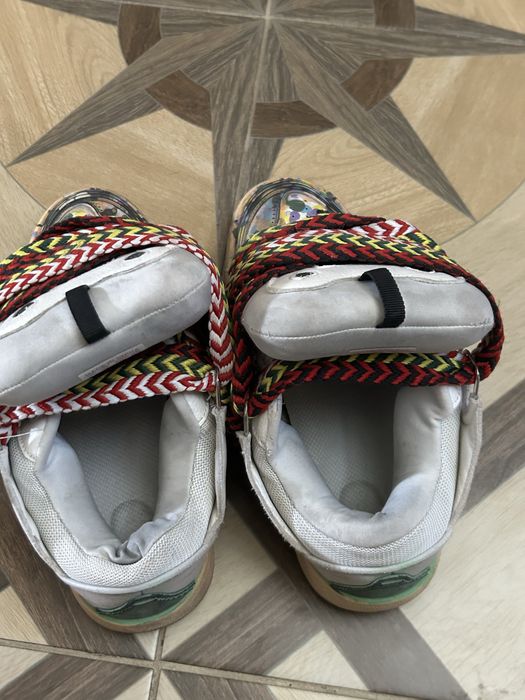 lanvin curb