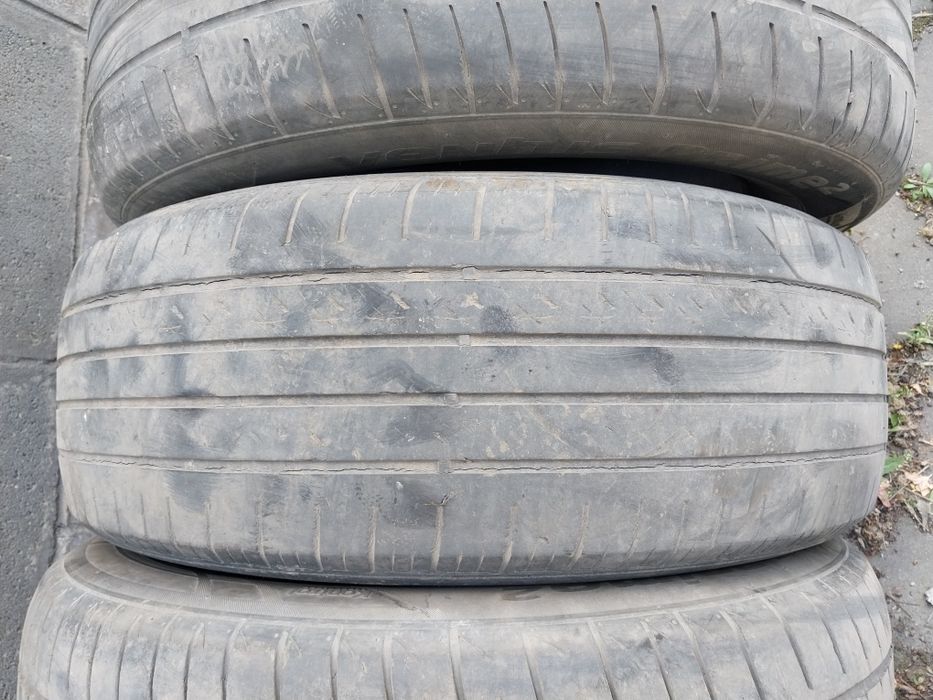 4 шины Hankook 225 60 R17. На сезон.