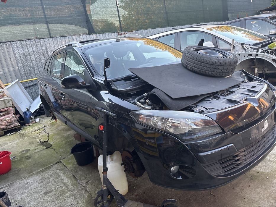 Bară față completă renault megane 3 cu proiectiare grile