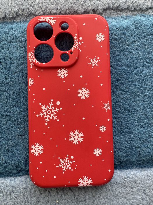 Vand 6 huse iphone 15 Pro la 100 lei toate