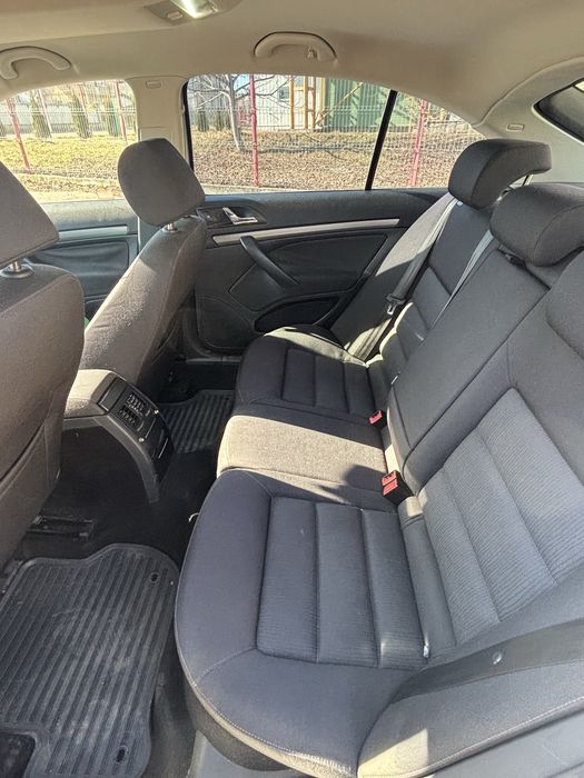 Skoda Octavia 2  1.6 MPI + GPL