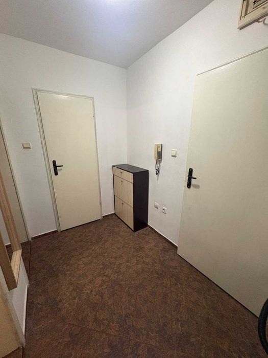 Дава се под наем Двустаен апартамент в Варна, Автогара - 58 кв.м за 418.71 € - Снимка #4