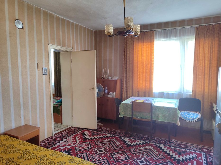 Голяма къща в Сенокос