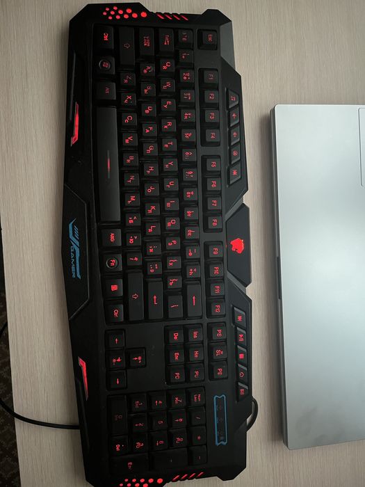 Клавиатура с подсветкой